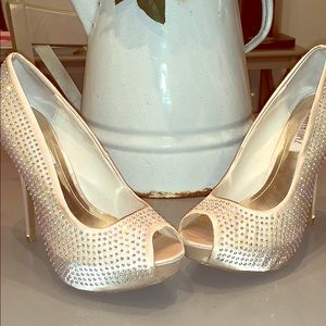 Jennifer Lopez champagne studded heels